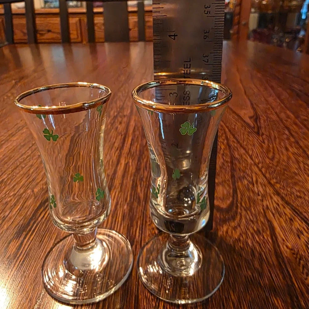 Vintage Shamrock Cordial Glasses Pair Gold Rim Irish Liqueur St Patricks Day 4